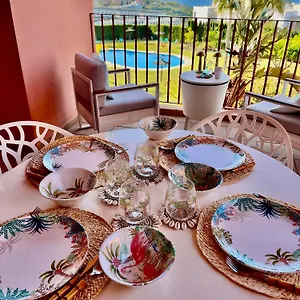 Estrella De Mar Zeezicht En Uitkijk Op Gibraltar 40m2 Terras Incl Zwembad Garzas Apartamento